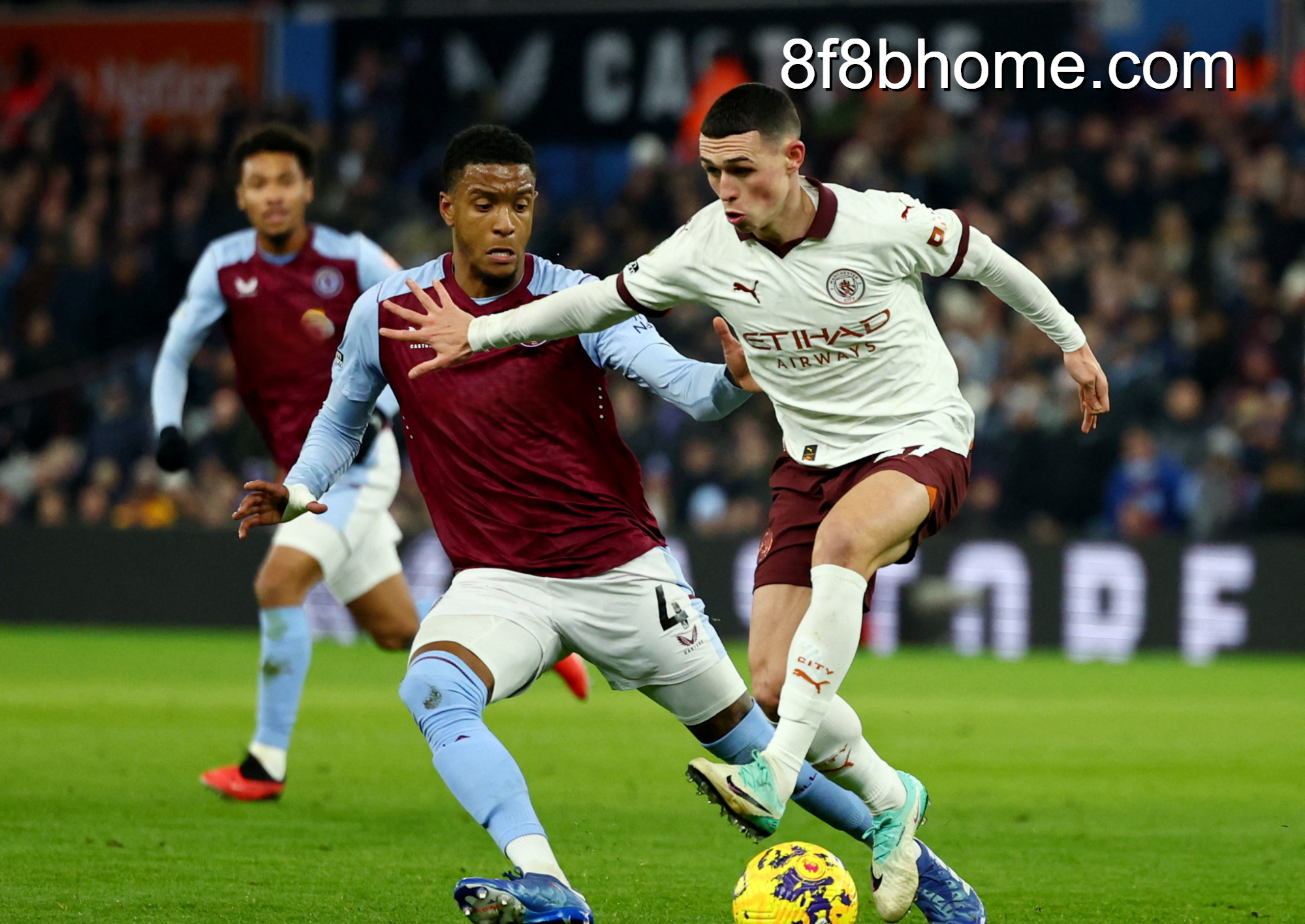 Manchester City lội ngược dòng